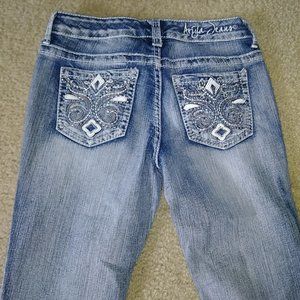 LN ARIYA JEAN EMBRODIERED FLAP LEATHER STRIP